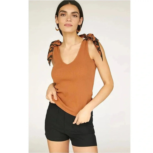Anthropologie Tops - Maeve by Anthropology Bow-tie tank top